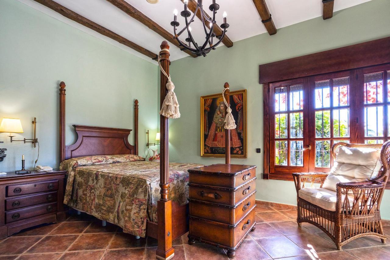 Casa Flores Con Piscina Interior Climatizada Alcaucin Luaran gambar